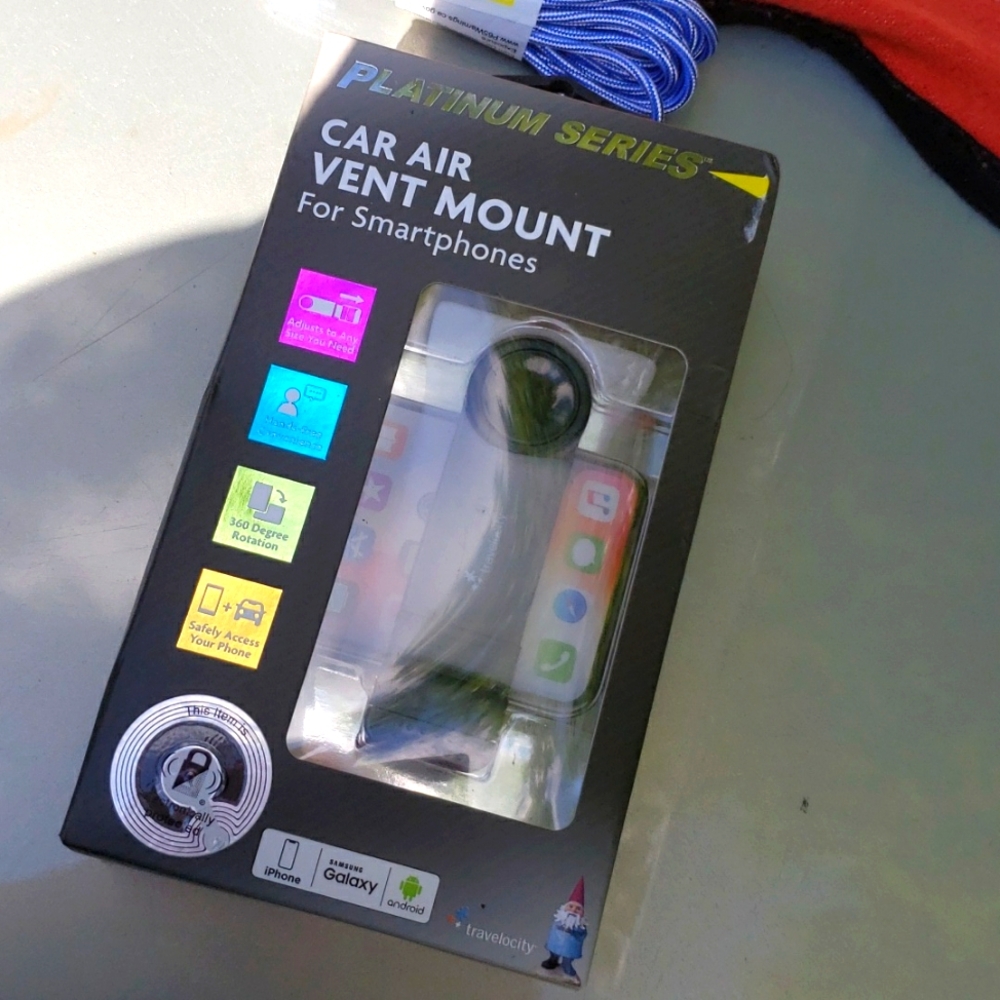 Travelocity Car Air Vent Mount cell phone Holder driving - adjustable NEW